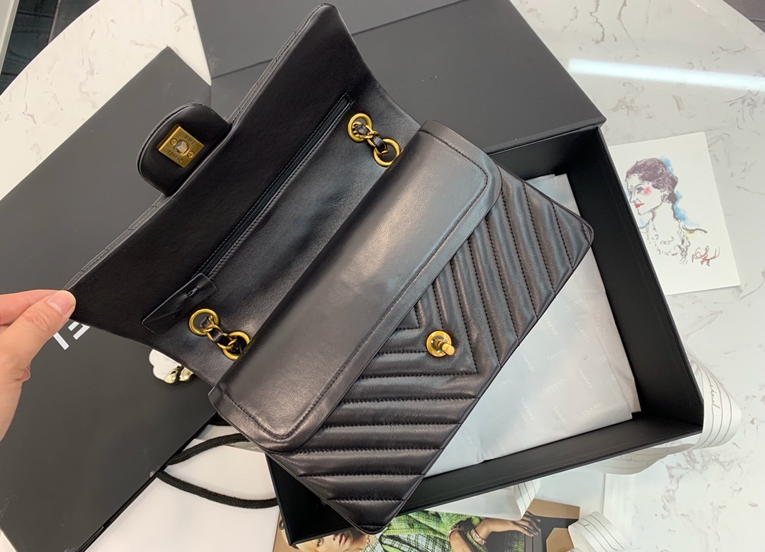 Chanle Classic Flap Bag With Chevron Quilting-lambskin Leather