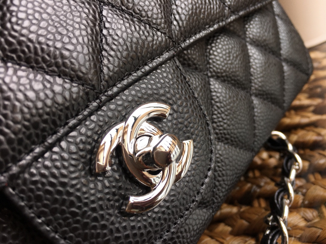 Chanle Classic Double Flap Caviar Silver Hardware