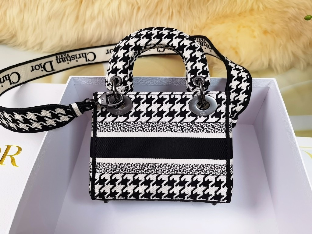 Mini Lady Dior Bag