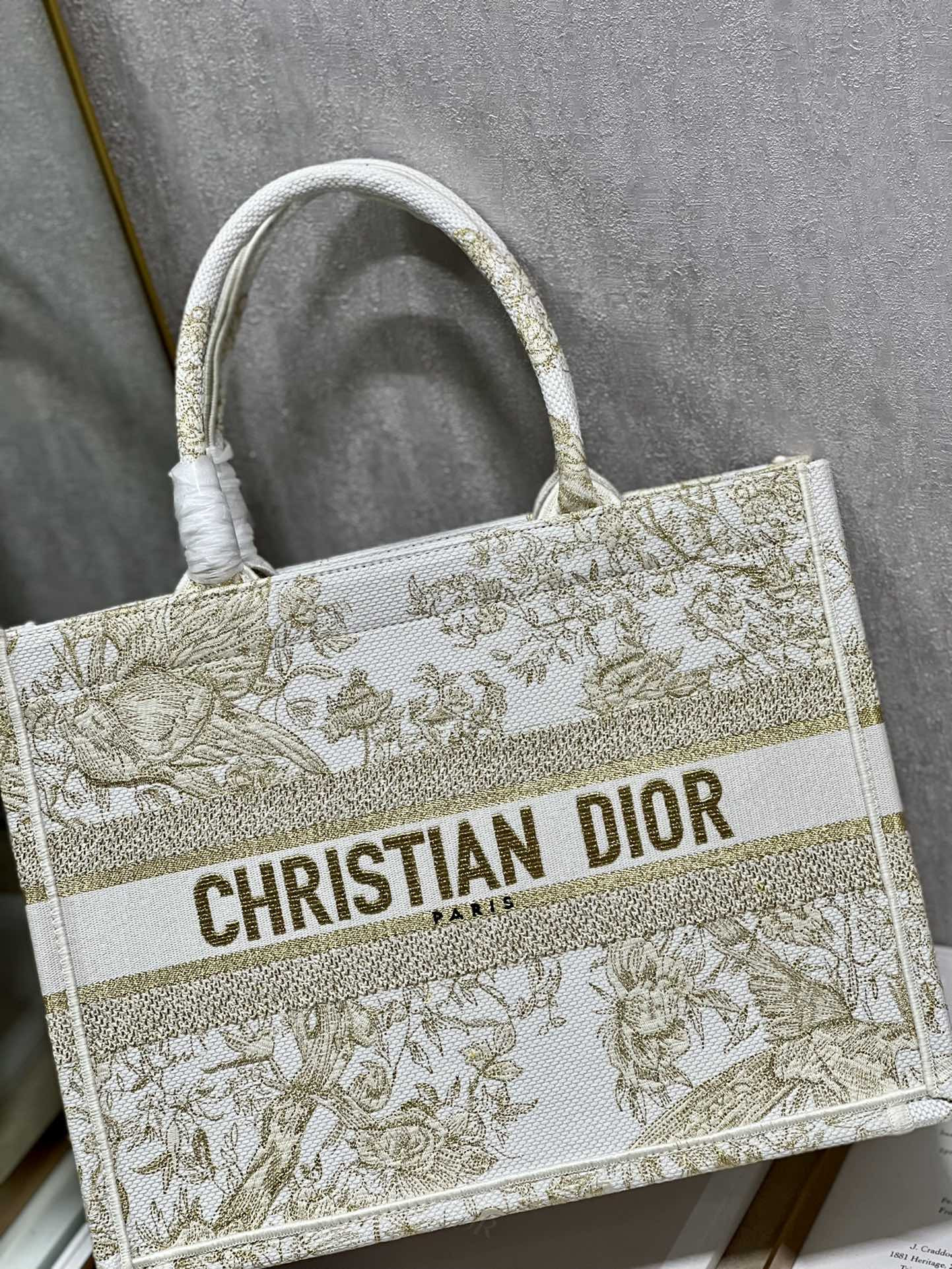 Medium Dior Book Tote