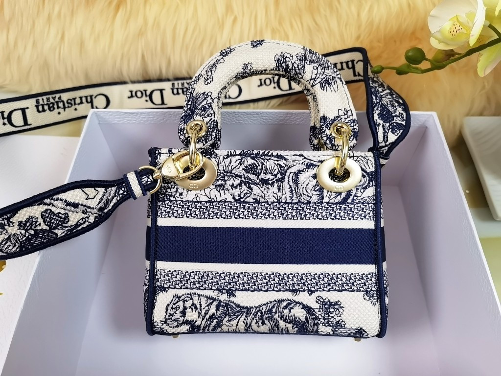 Mini Lady Dior Bag