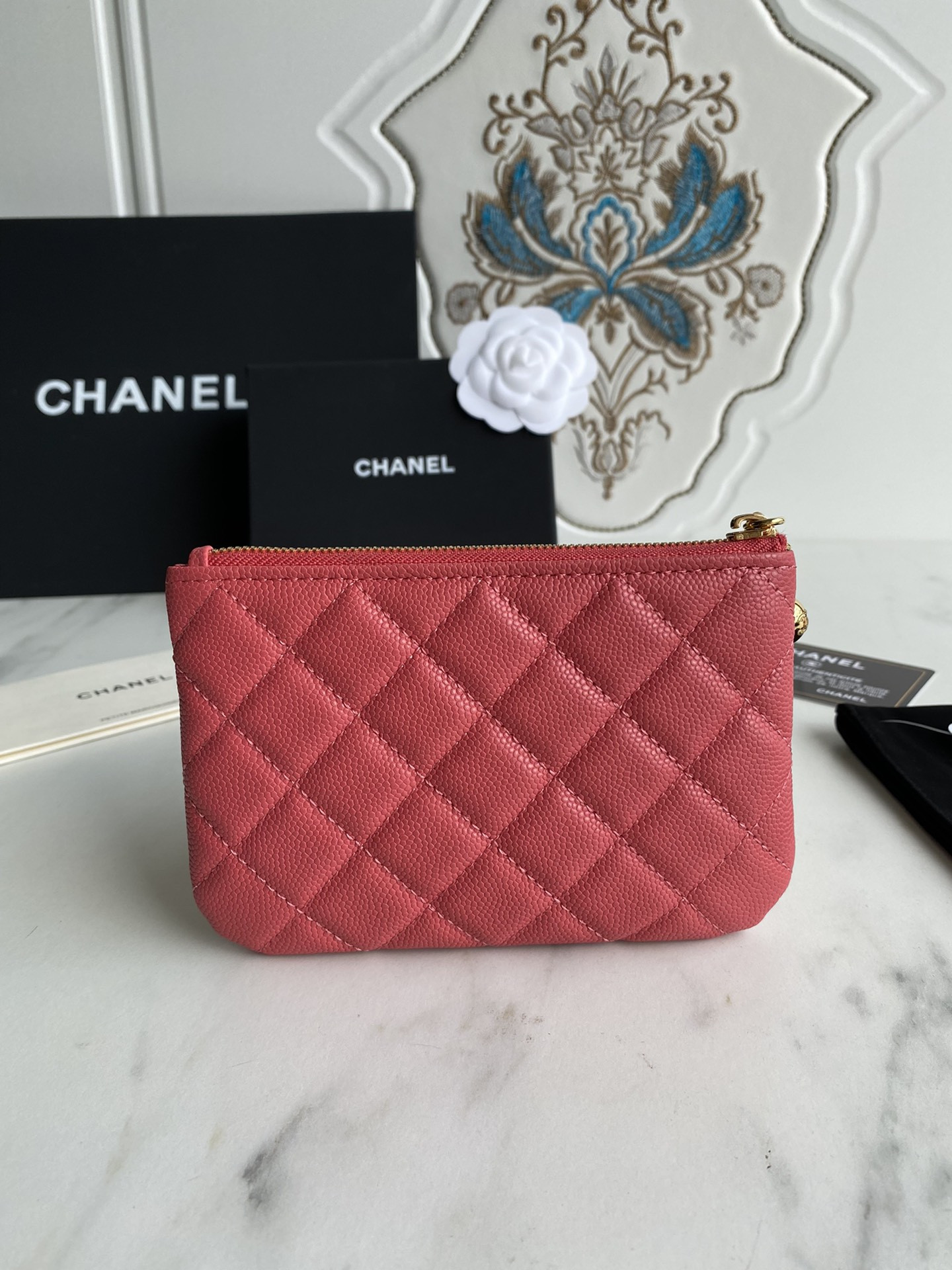 Chanle Zipped Wallet