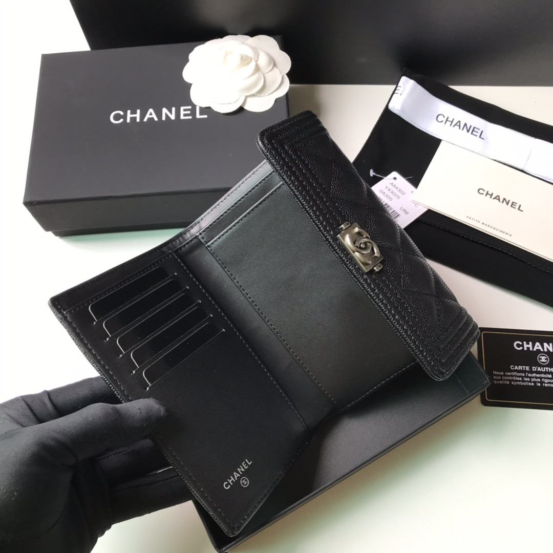 Chanle Flap Wallet