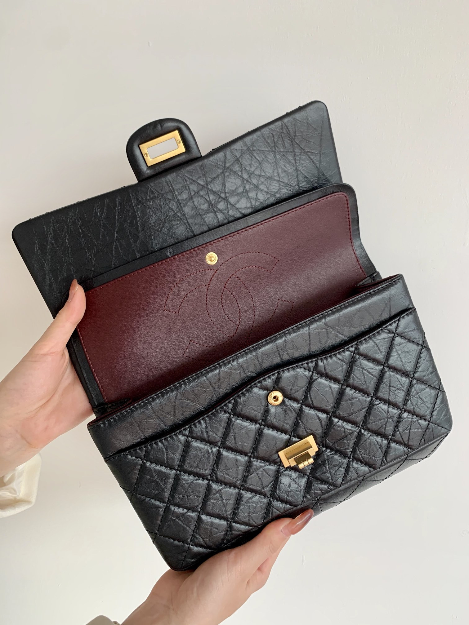 Chanle Reissue 2.55 Handbag