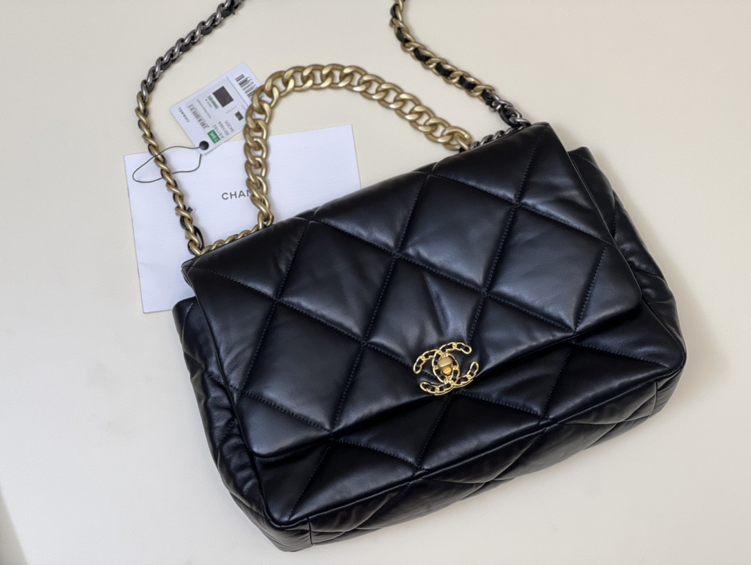 Chanle 19 Large Handbag