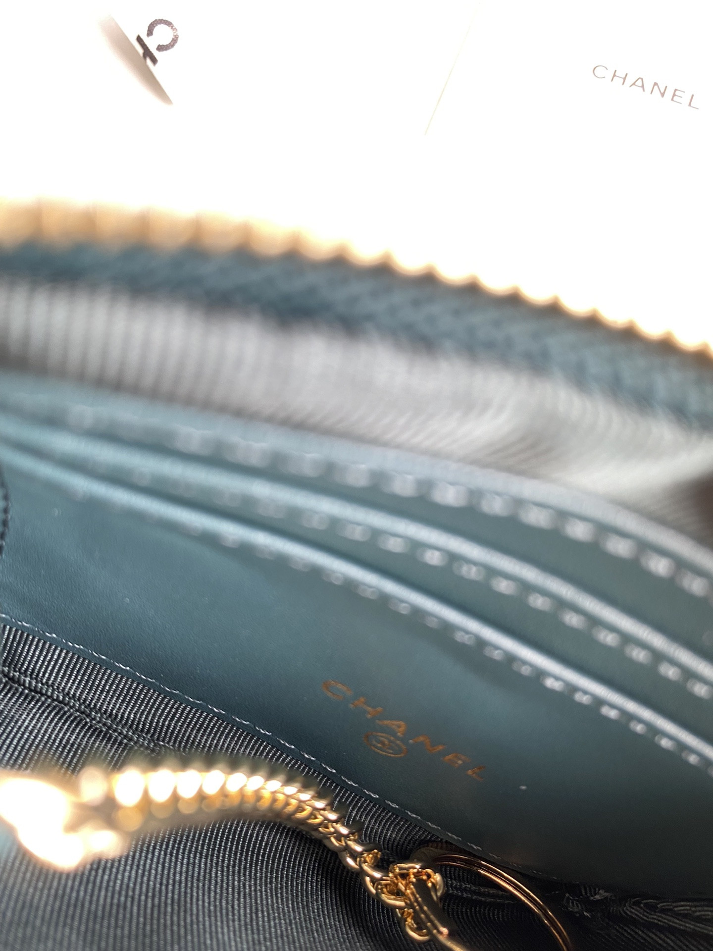 Chanle Zipped Wallet