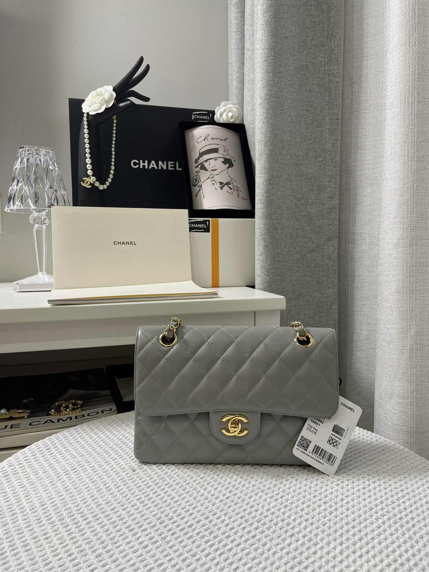 Chanle Small Classic Handbag Gold Hardware