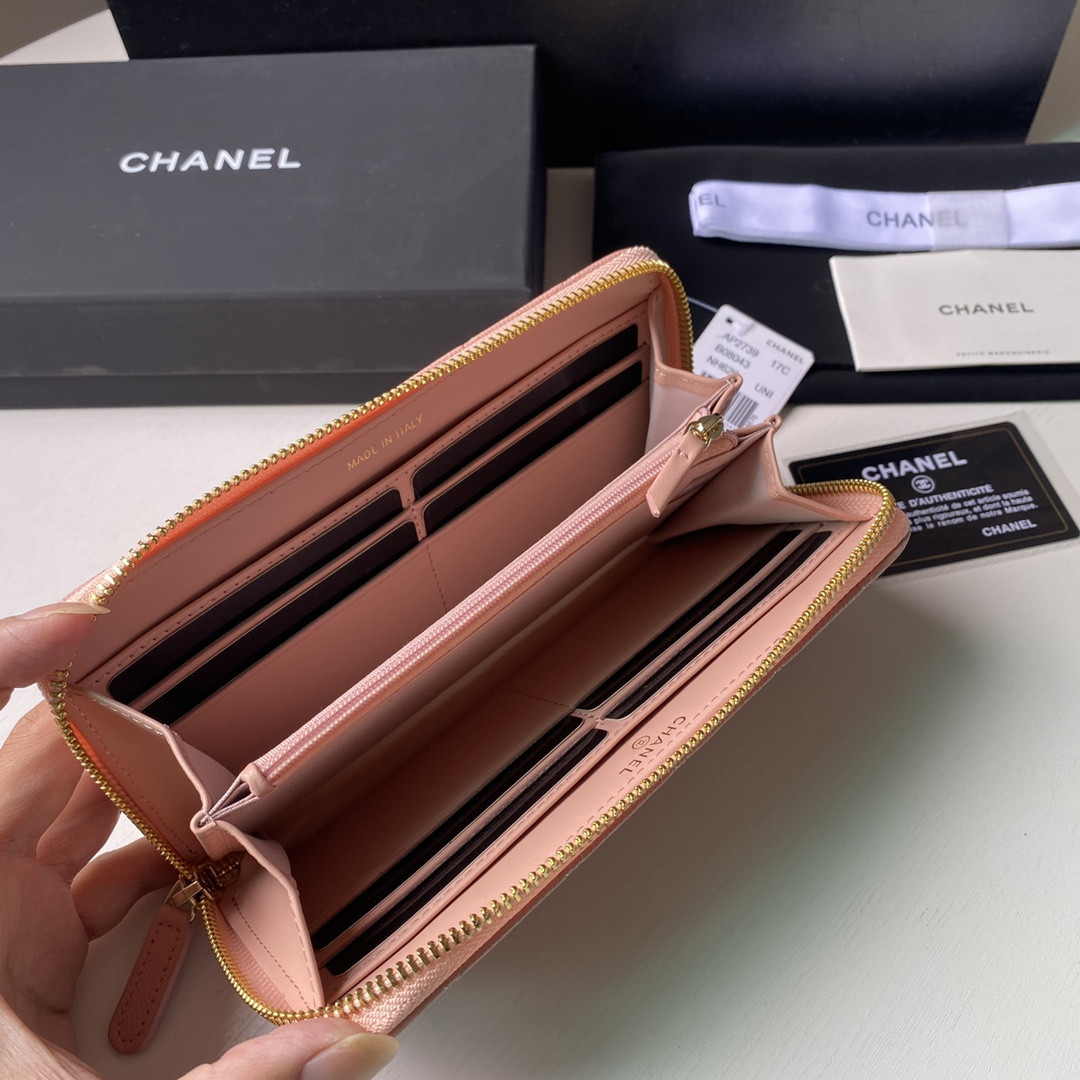 Chanle Zipped Wallet