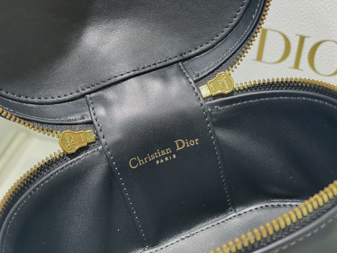 Small Cd Signature Vanity Case