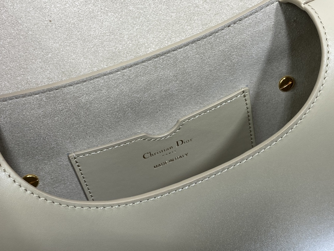 Medium Dior Bobby Bag