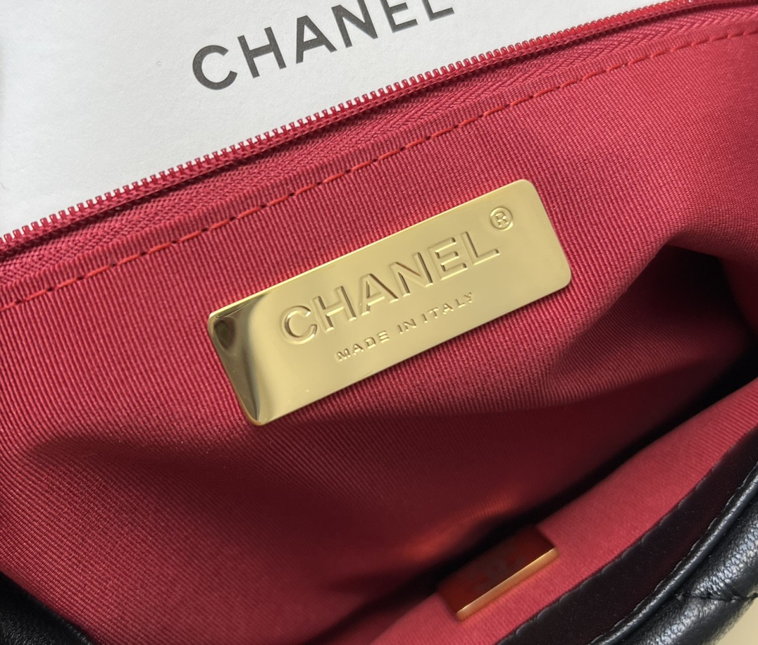 Chanle 19 Handbag