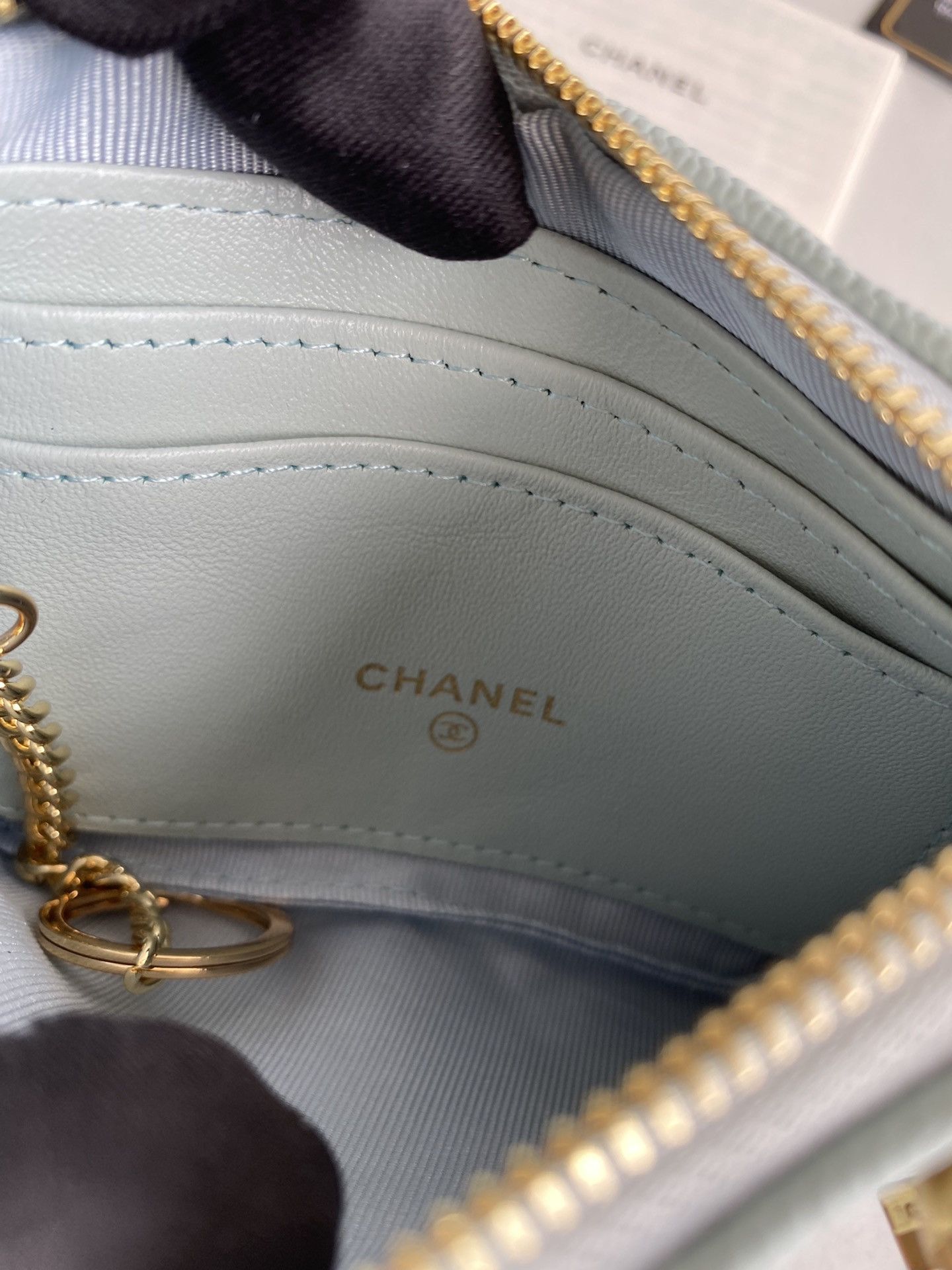 Chanle Zipped Wallet