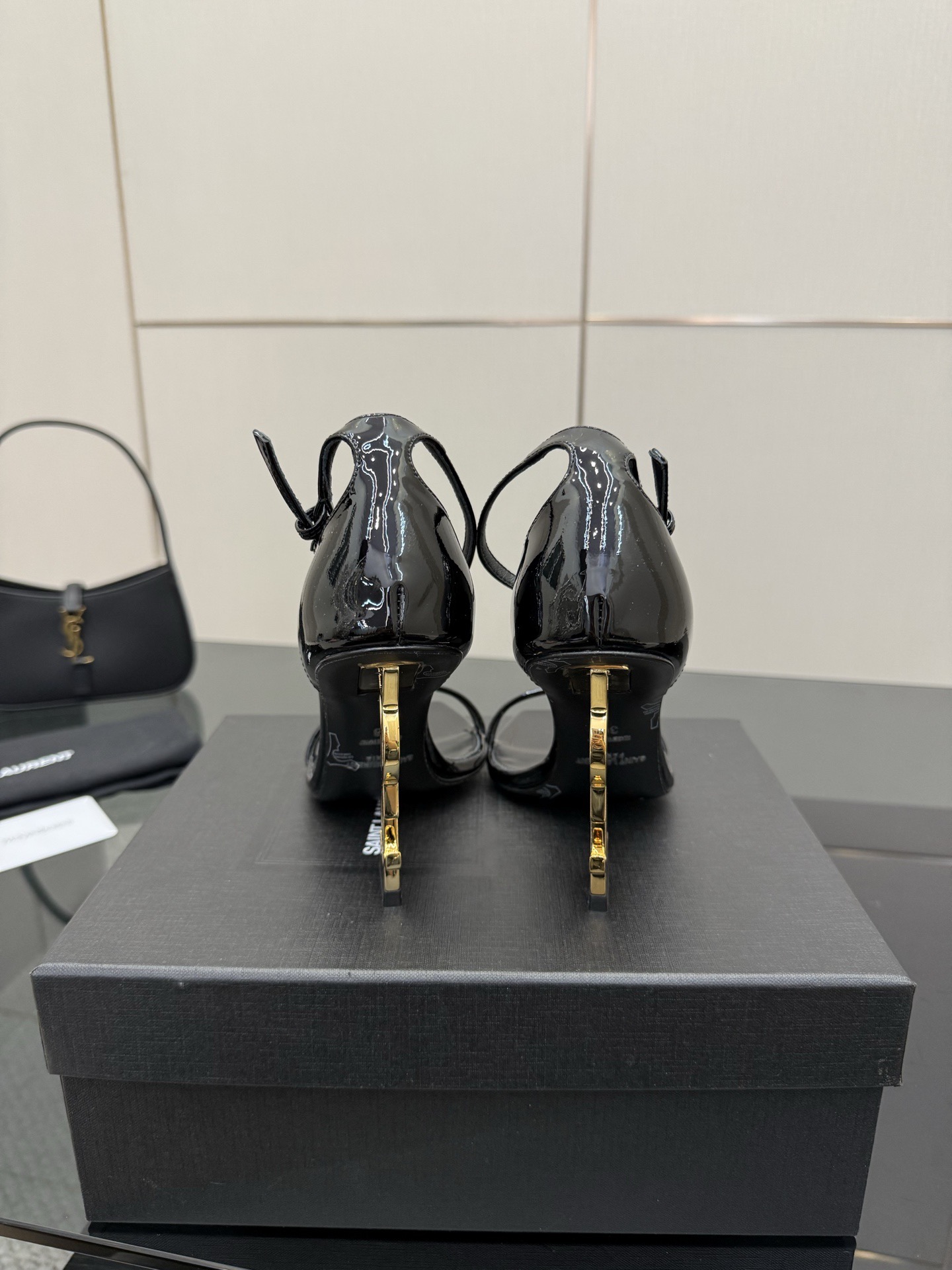 YSL OPYUM SANDALS IN PATENT LEATHER