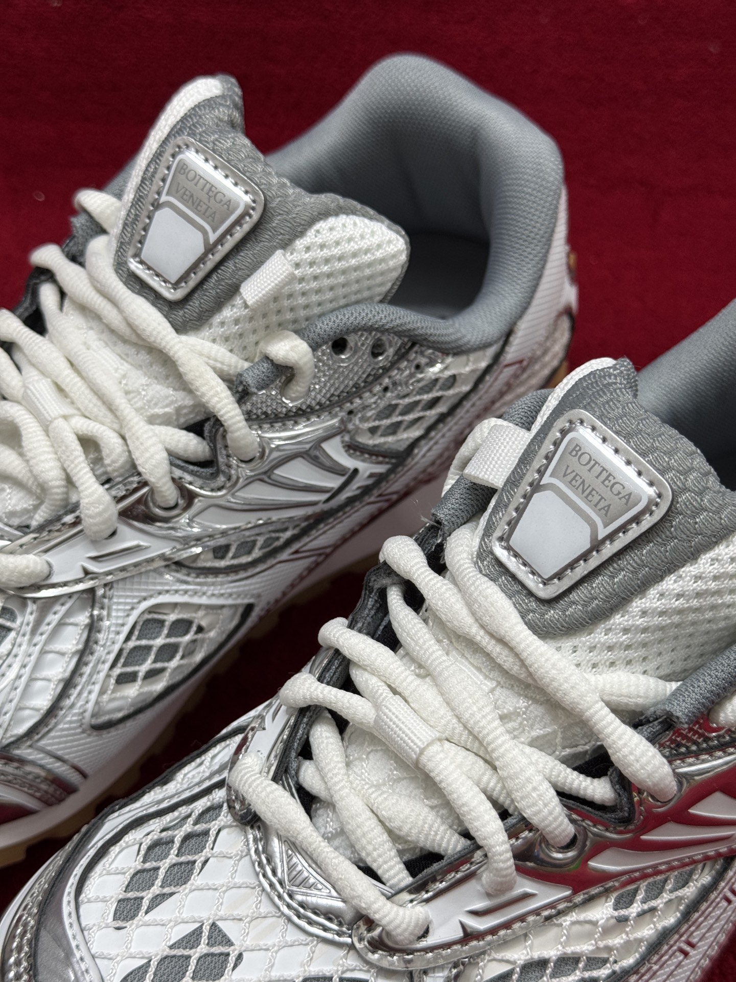 Bottega Veneta Orbit Sneaker Silver / White / Optic white rubber