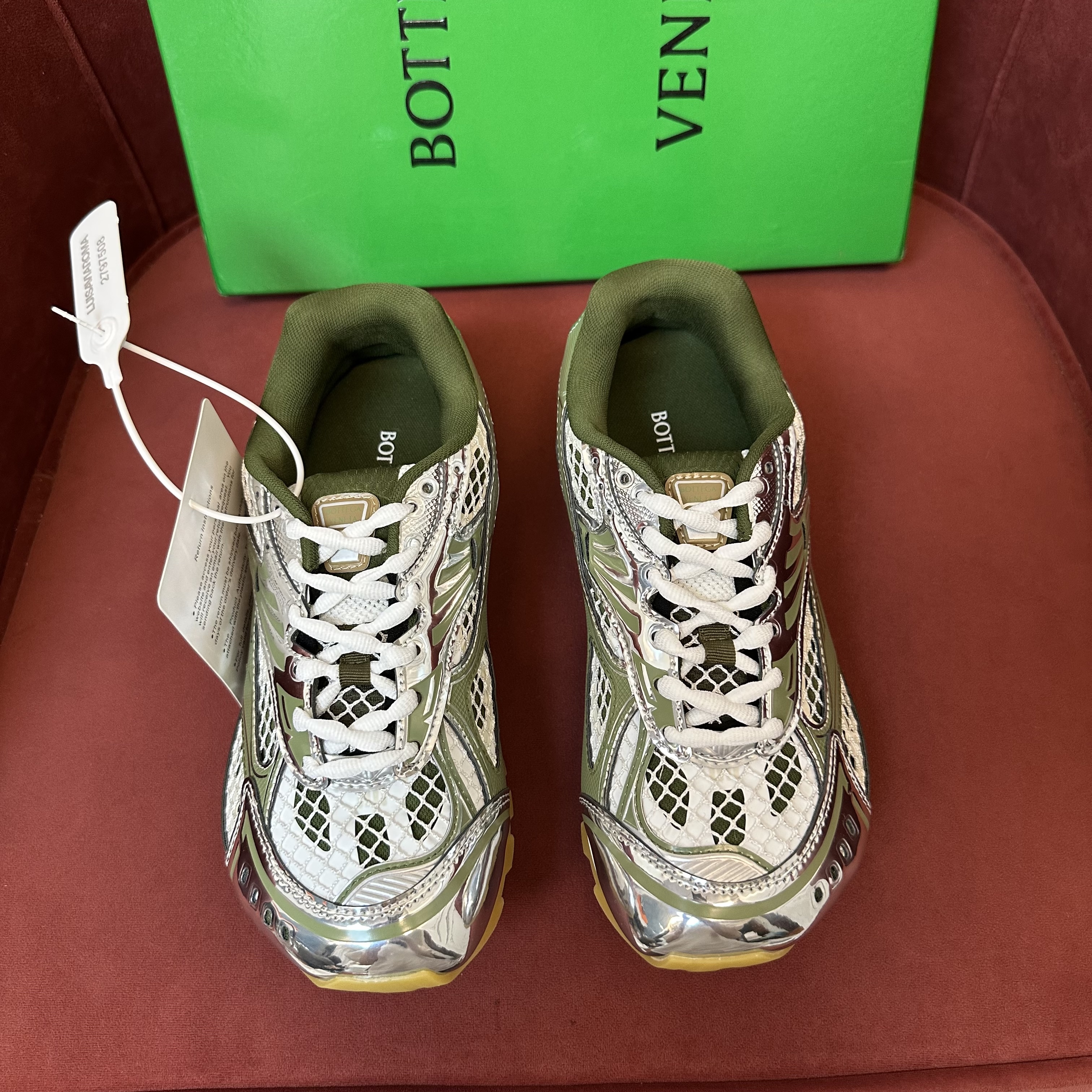 Bottega Veneta Orbit Sneaker Mud/white