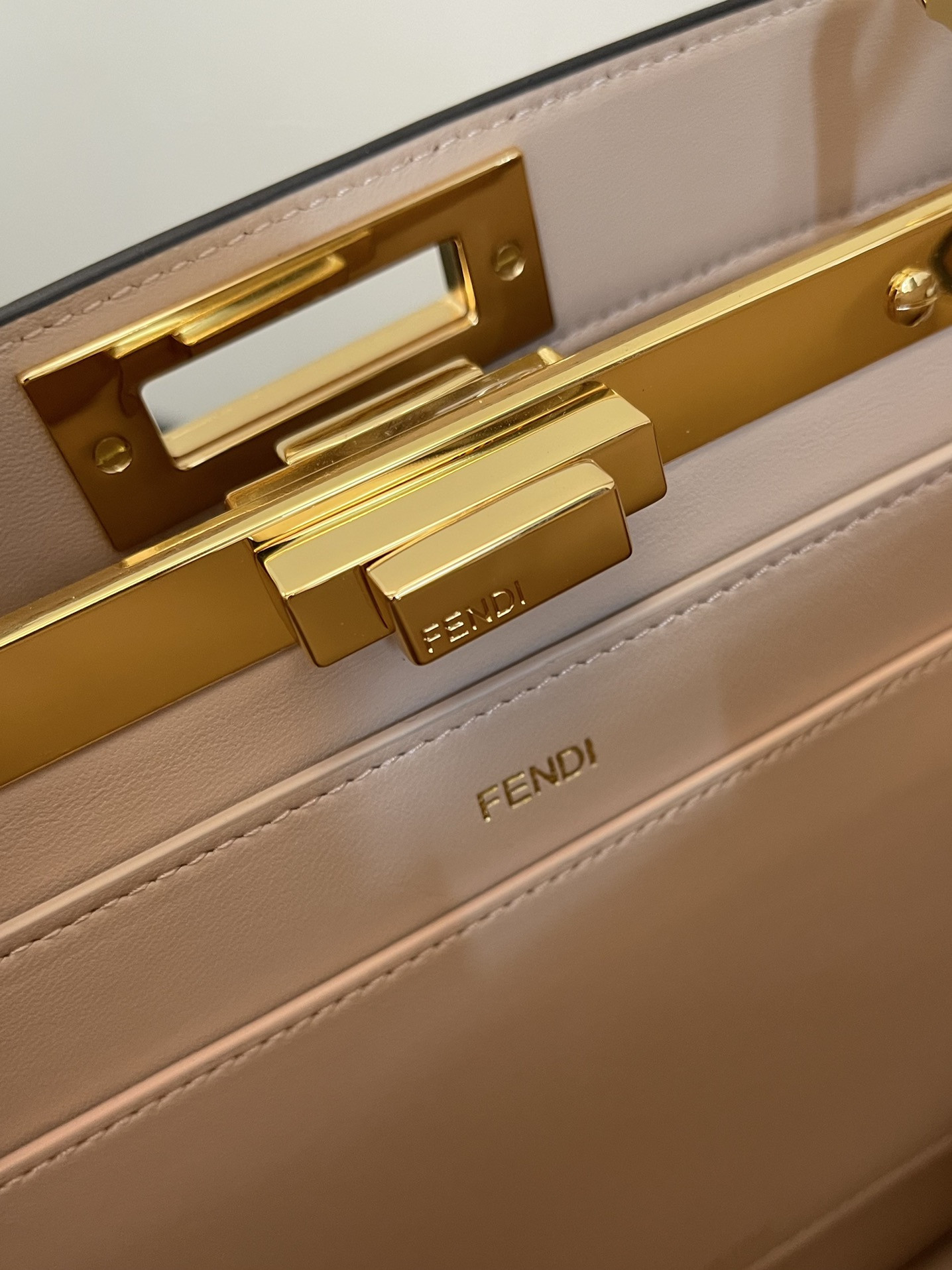Fendi Peekaboo Iseeu Medium Bag