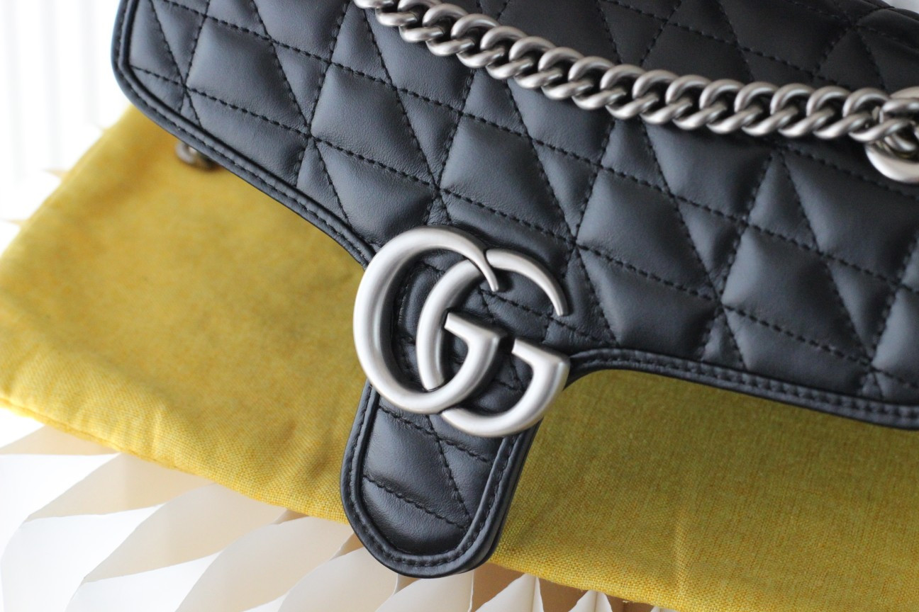 G*u*i gg marmont bag