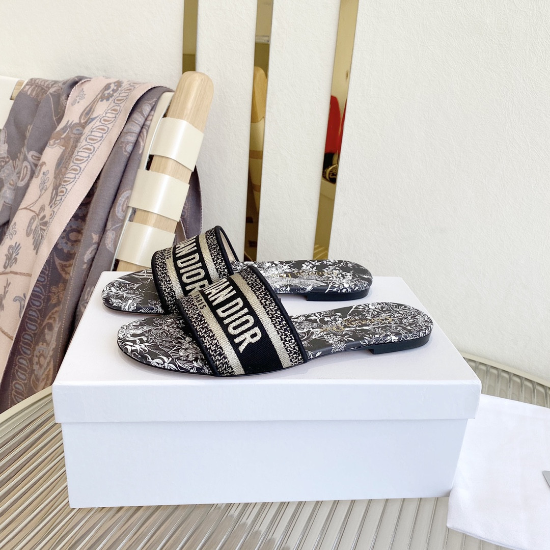 Dior Slippers