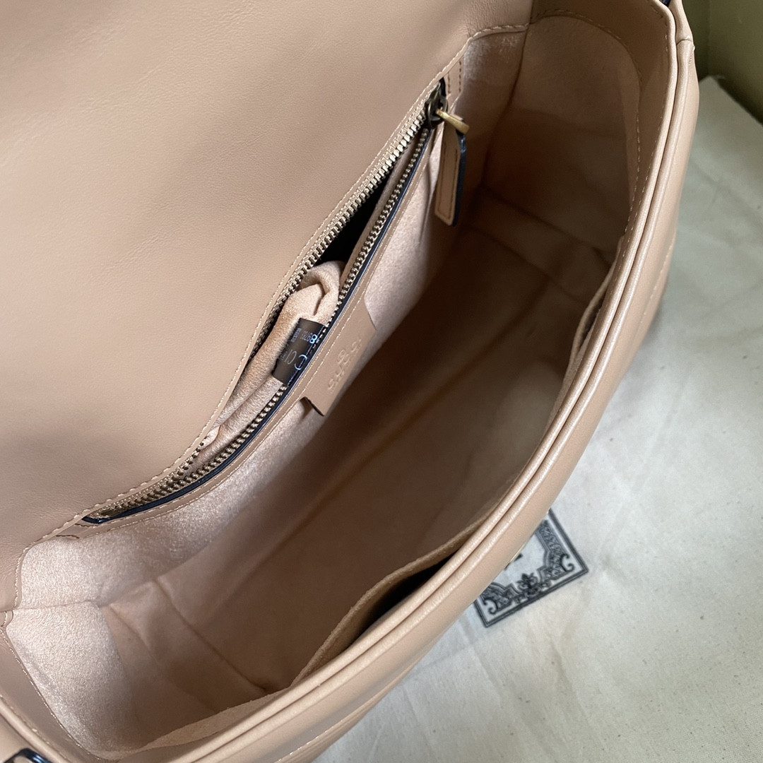 G*u*i gg marmont bag