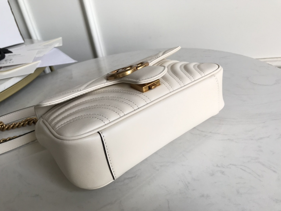 G*u*i gg marmont bag