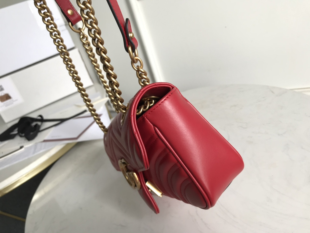 G*u*i gg marmont bag