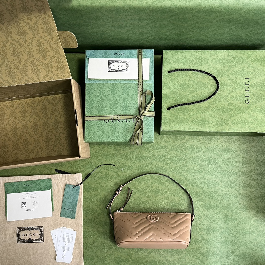 G*u*i gg marmont bag