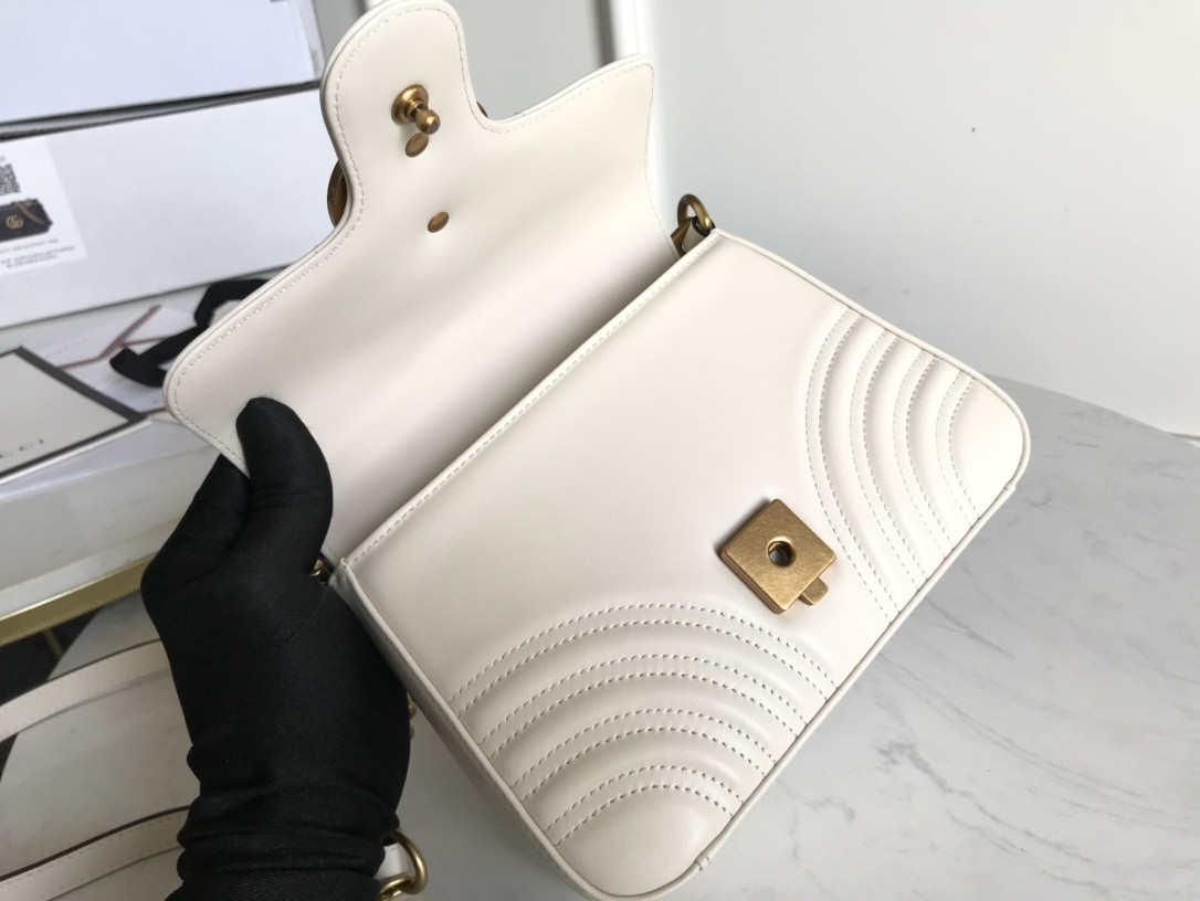 G*u*i gg marmont bag