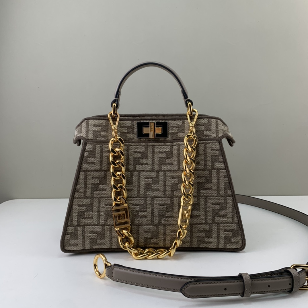 Fendi Peekaboo Iseeu Small