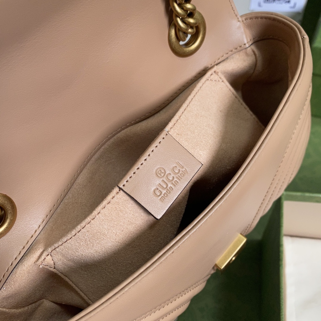 G*u*i gg marmont bag