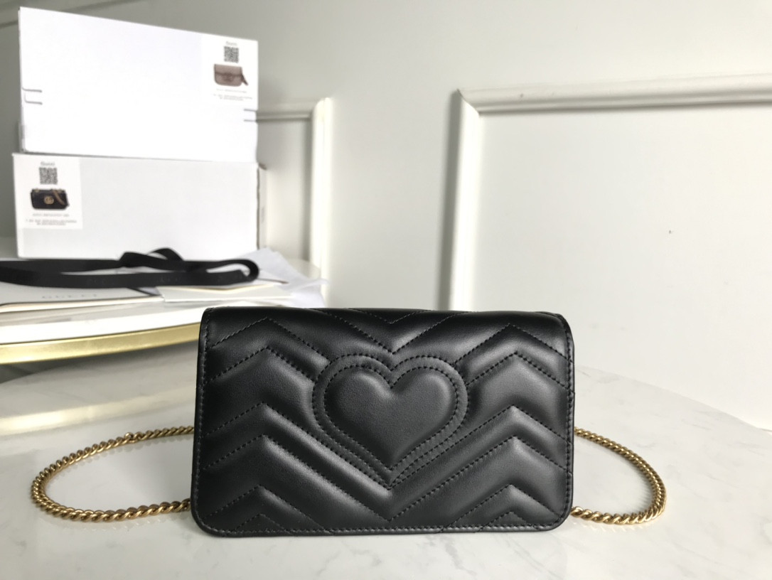 G*u*i gg marmont bag