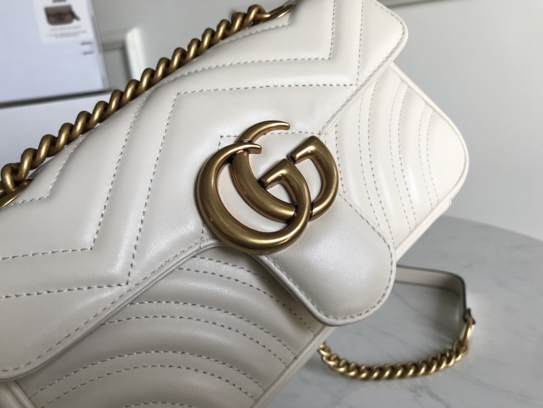 G*u*i gg marmont bag