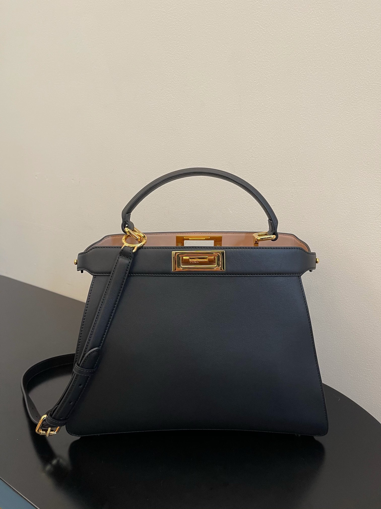 Fendi Peekaboo Iseeu Medium Bag