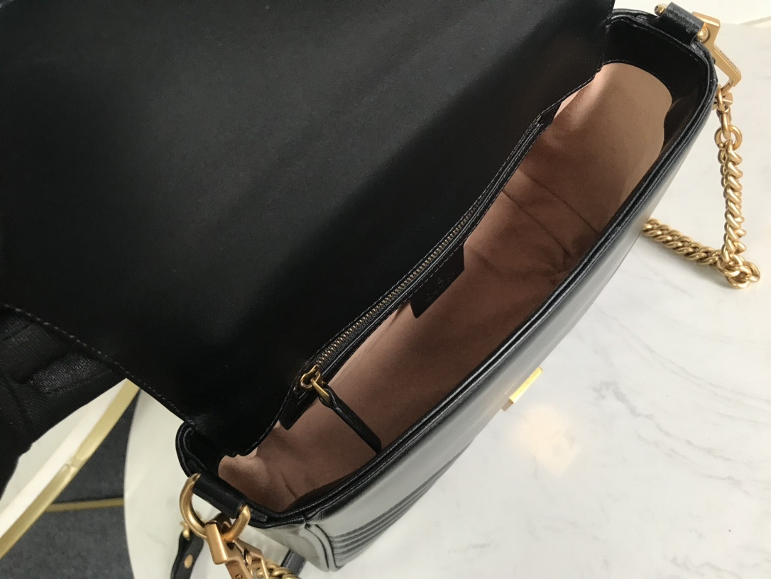 G*u*i gg marmont bag