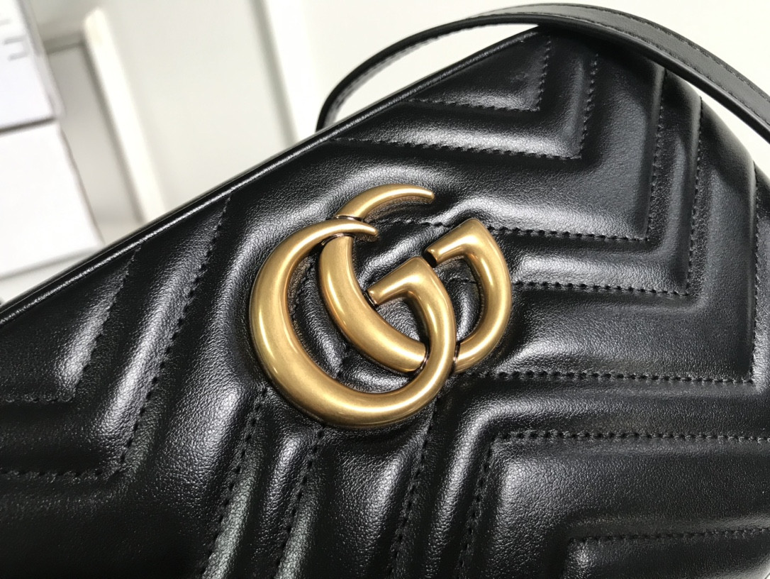G*u*i gg marmont bag