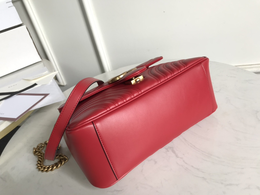 G*u*i gg marmont bag