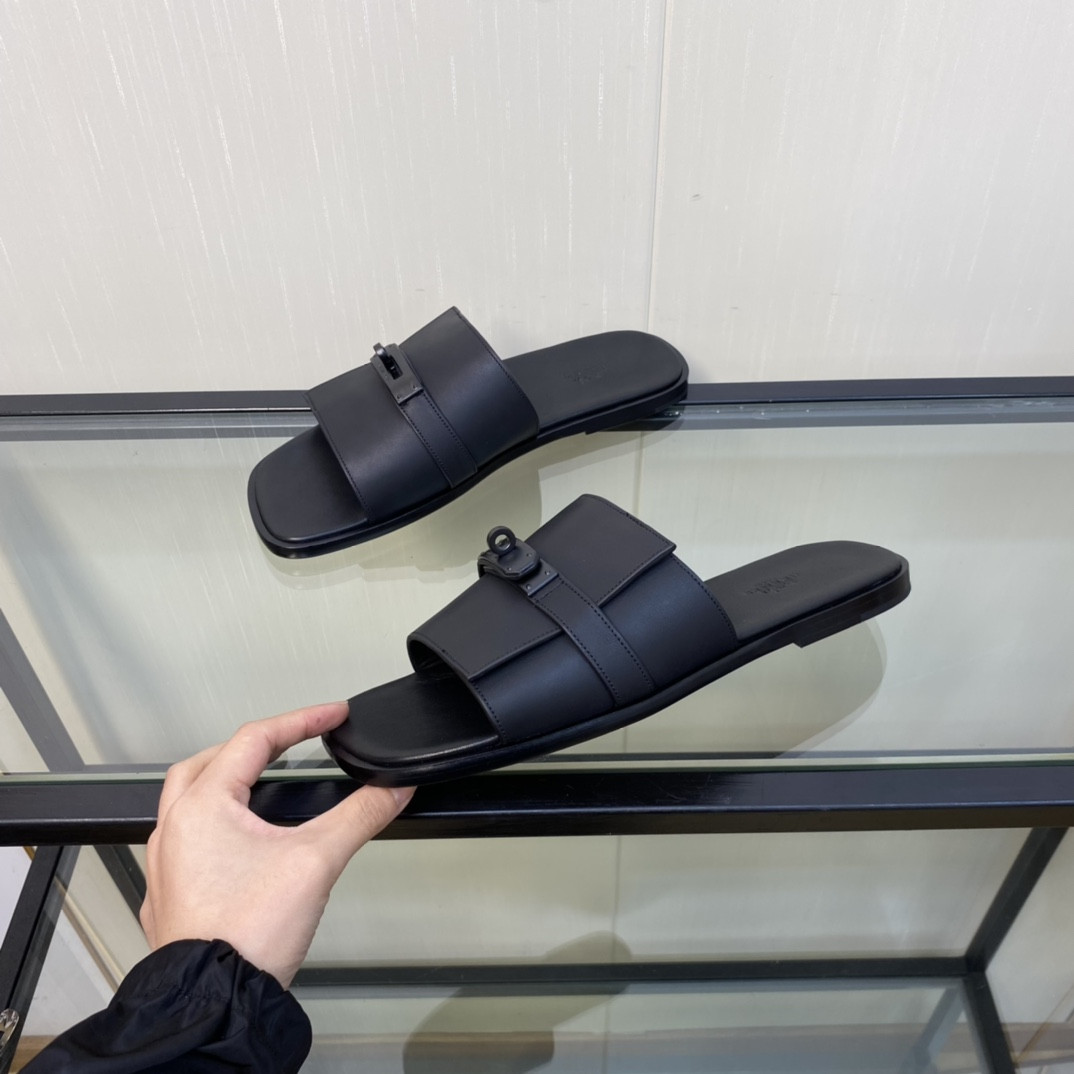 HERMES KELLY LOCK SLIPPERS