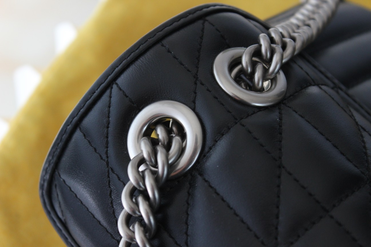 G*u*i gg marmont bag