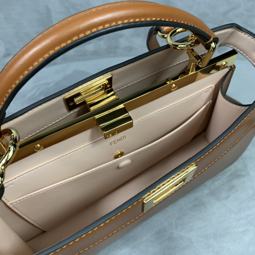 Fendi Peekaboo Iseeu