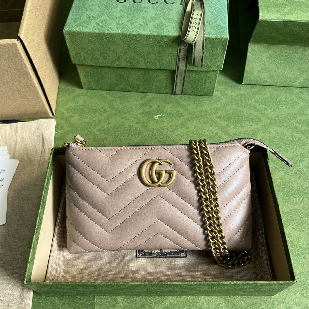 G*u*i gg marmont bag