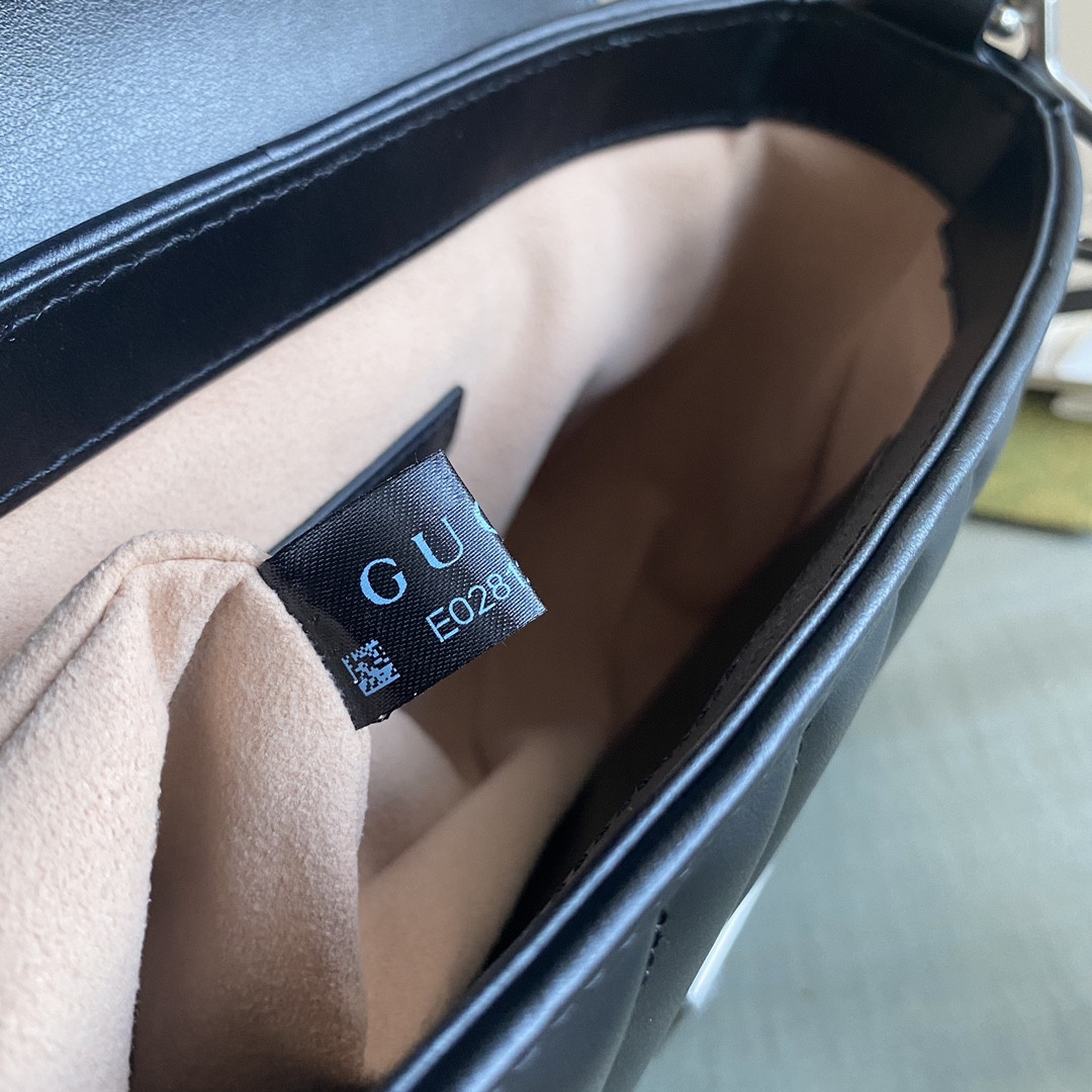 G*u*i gg marmont bag