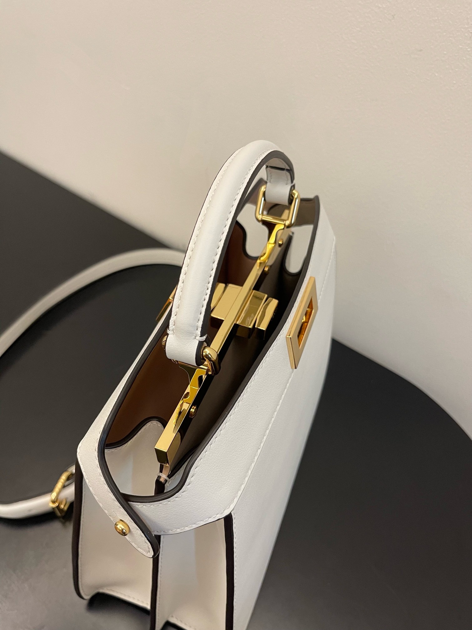 Fendi Peekaboo Iseeu Medium Bag