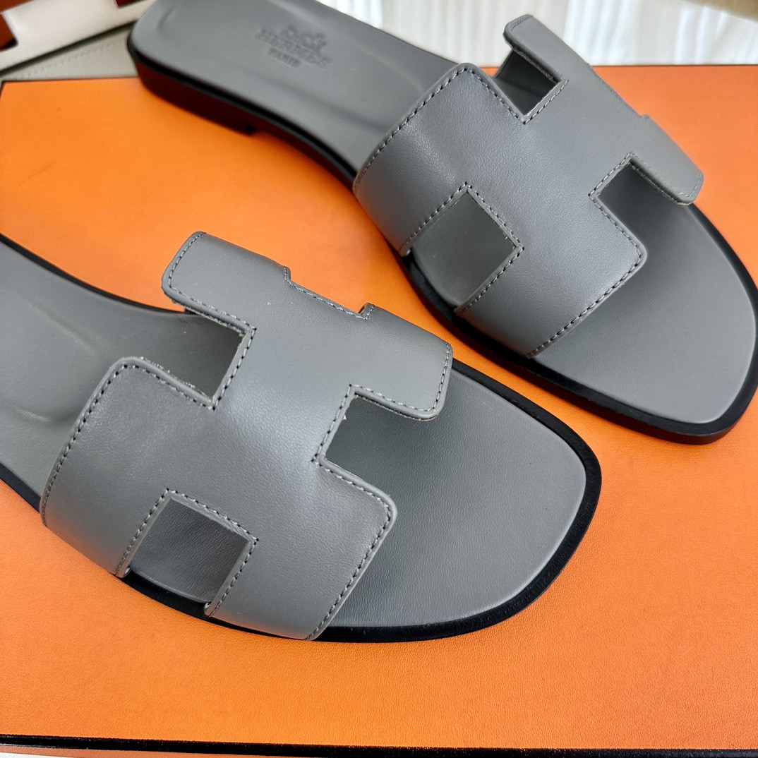 Hermes Oran Sandal
