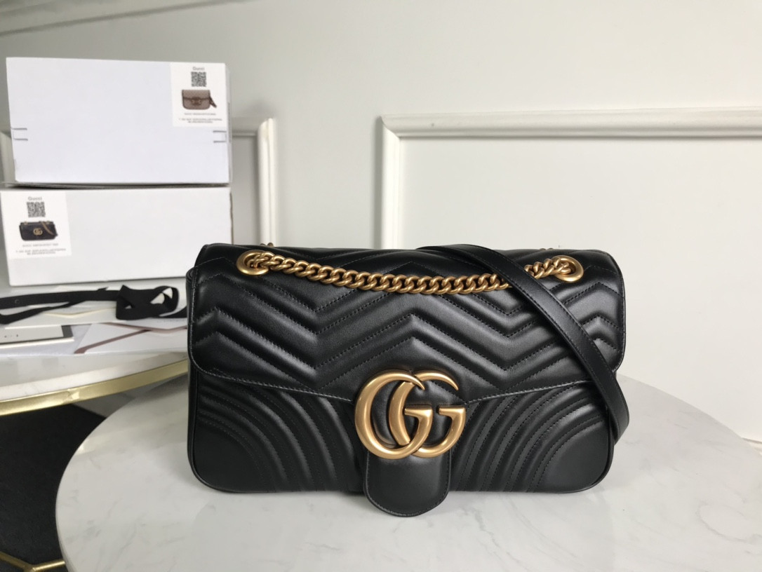 G*u*i gg marmont bag