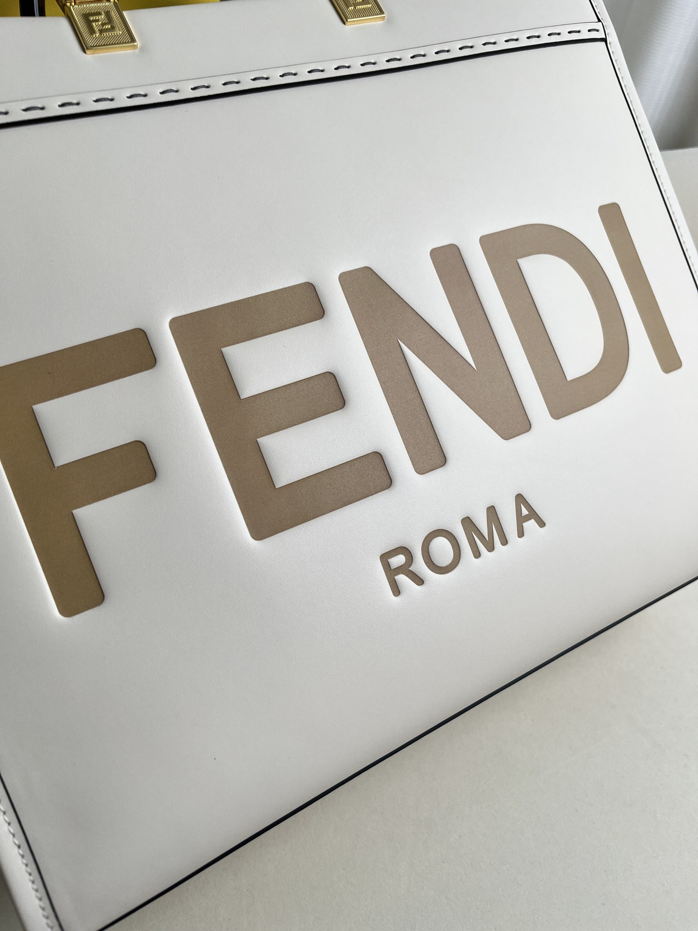 FENDI SUNSHINE TOTE