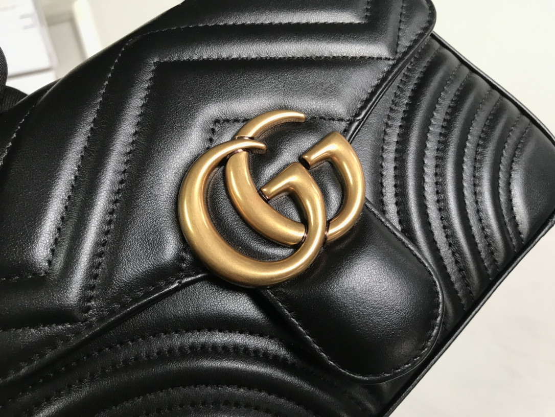 G*u*i gg marmont bag