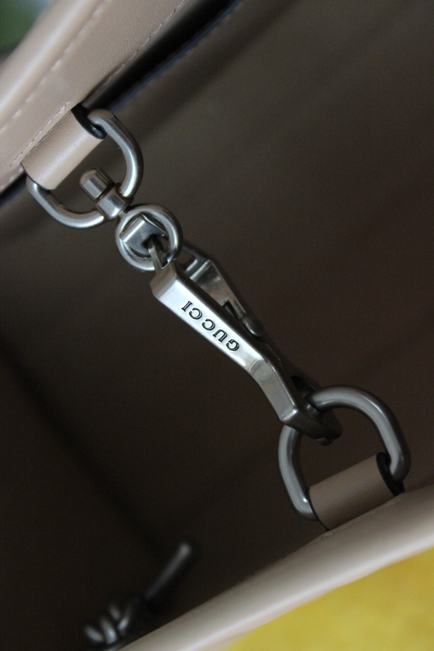 G*u*i gg marmont bag