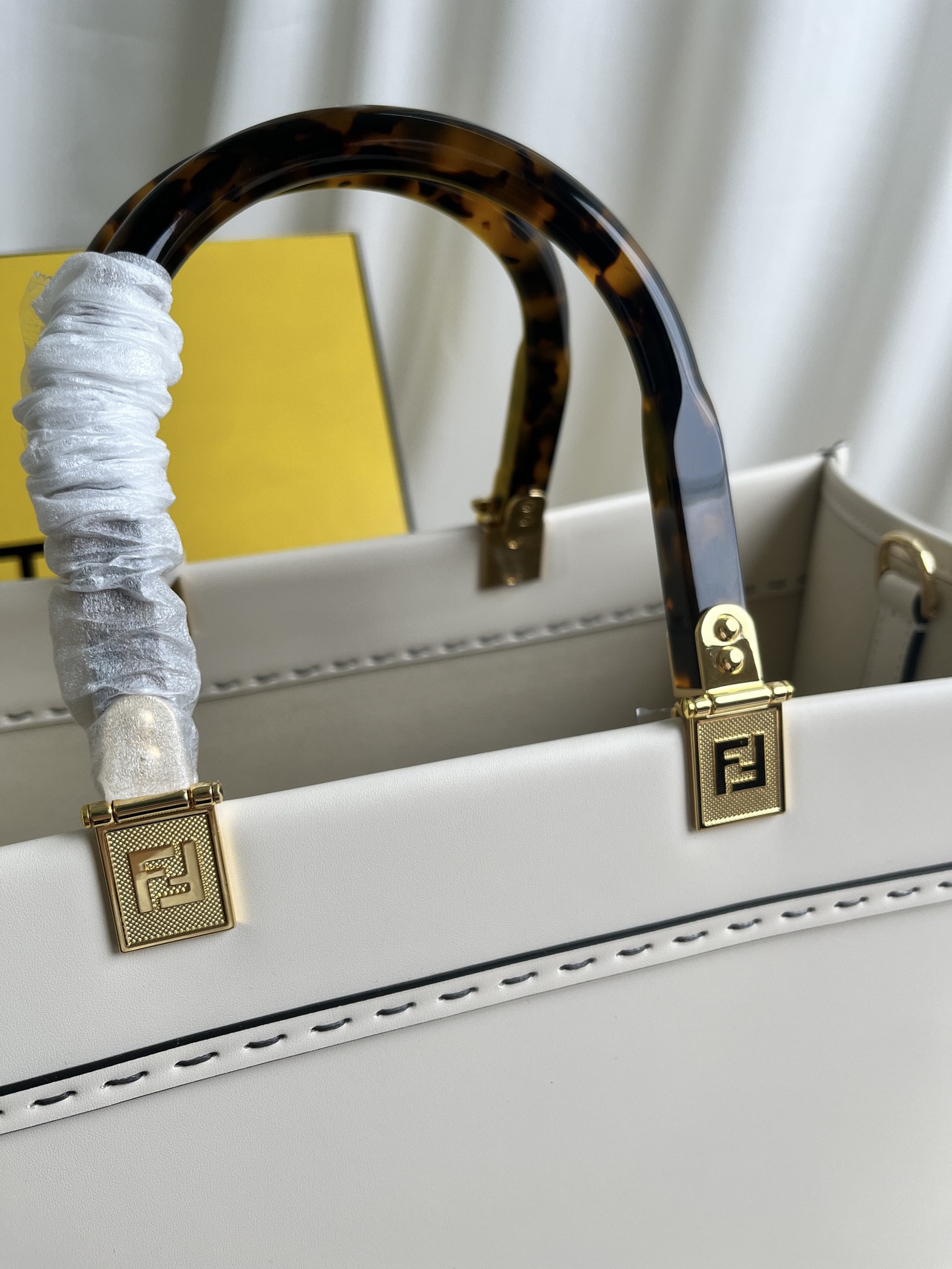 FENDI SUNSHINE TOTE