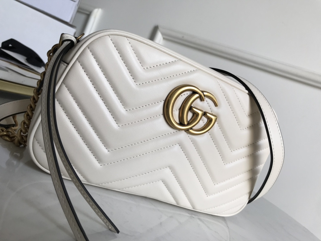 G*u*i gg marmont bag