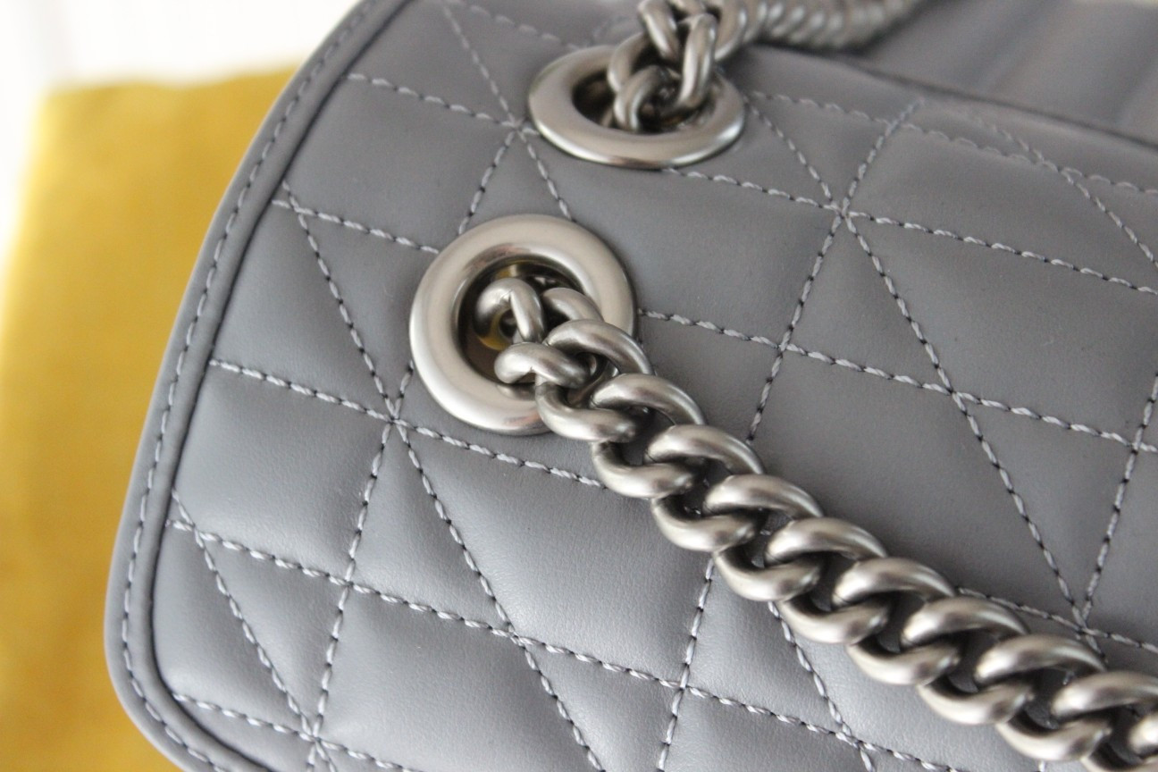 G*u*i gg marmont bag