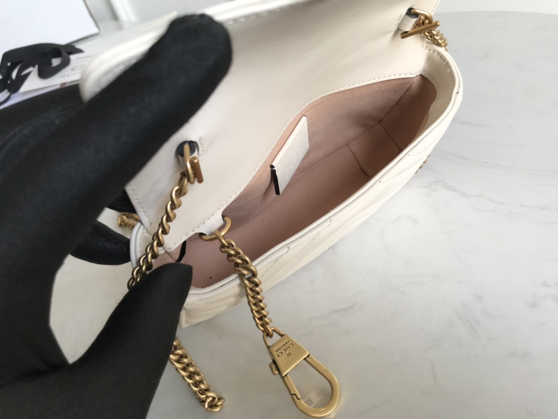 G*u*i gg marmont bag